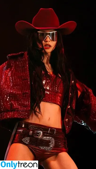 Jennie | BLΛƆKPIИK nude photo #2384 (Blackpink / jennierubyjane / sheflieshigh)