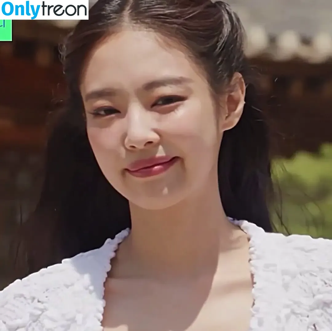 Jennie | BLΛƆKPIИK nude photo #2776 (Blackpink / jennierubyjane / sheflieshigh)