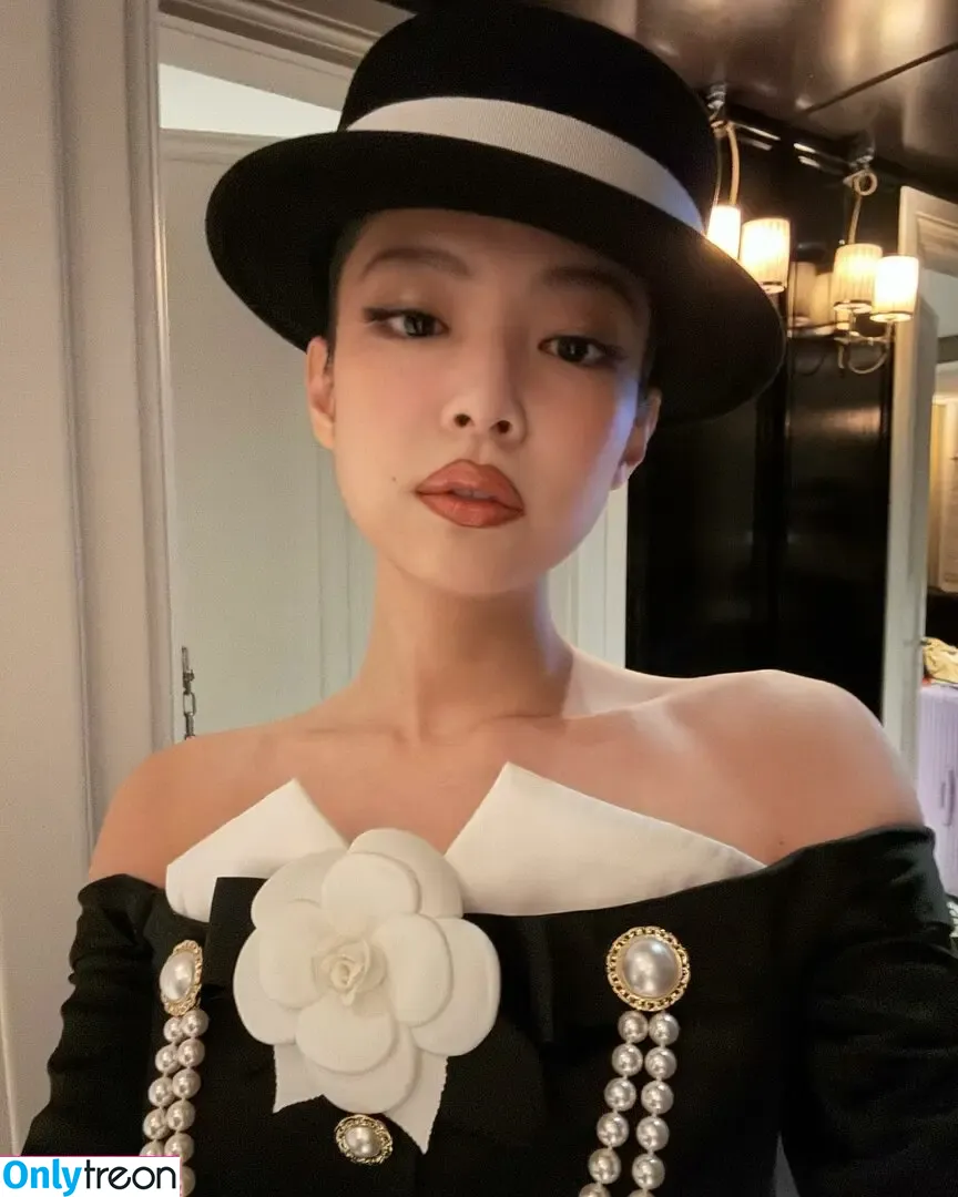 Jennie | BLΛƆKPIИK nude photo #2791 (Blackpink / jennierubyjane / sheflieshigh)