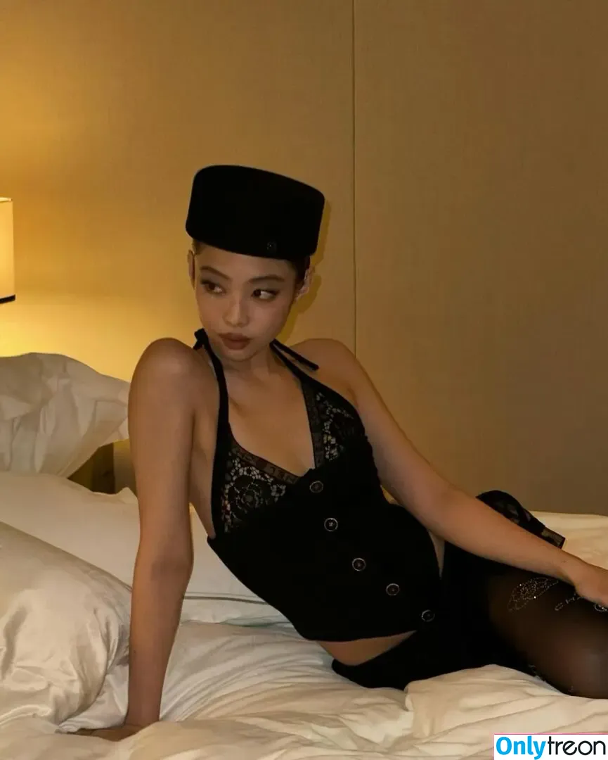 Jennie | BLΛƆKPIИK nude photo #2801 (Blackpink / jennierubyjane / sheflieshigh)
