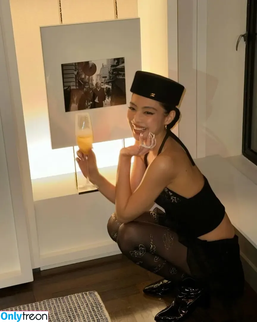 Jennie | BLΛƆKPIИK nude photo #2805 (Blackpink / jennierubyjane / sheflieshigh)