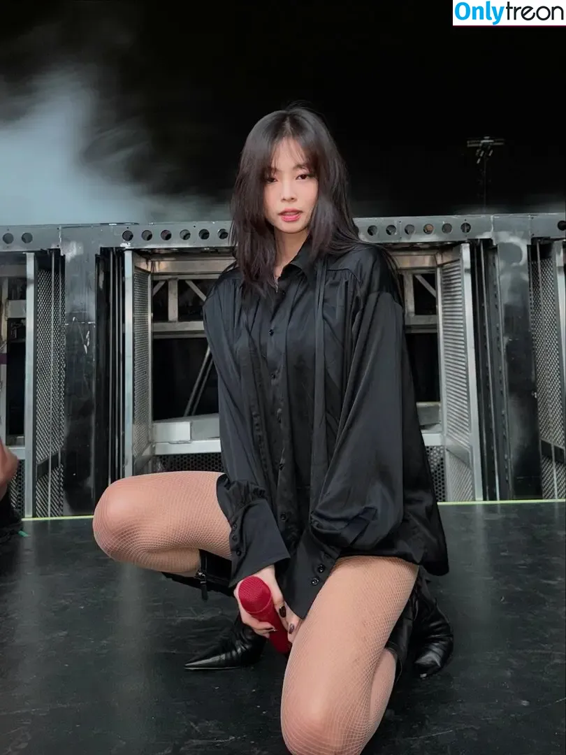 Jennie | BLΛƆKPIИK nude photo #2999 (Blackpink / jennierubyjane / sheflieshigh)