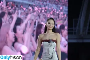Jennie | BLΛƆKPIИK / Blackpink / jennierubyjane / sheflieshigh nude photo #3115