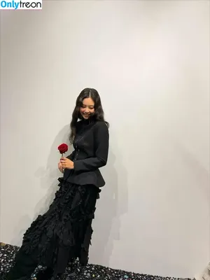 Jennie | BLΛƆKPIИK / Blackpink / jennierubyjane / sheflieshigh nude photo #3139
