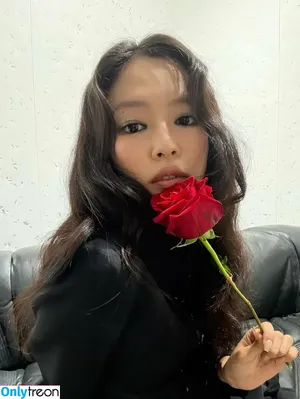 Jennie | BLΛƆKPIИK / Blackpink / jennierubyjane / sheflieshigh nude photo #3140