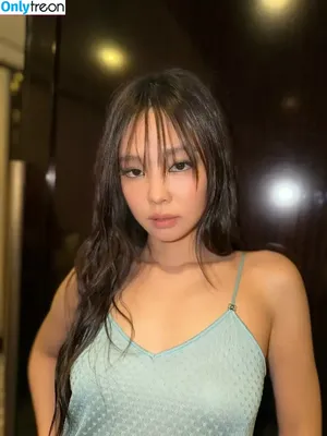 Jennie | BLΛƆKPIИK / Blackpink / jennierubyjane / sheflieshigh nude photo #3213