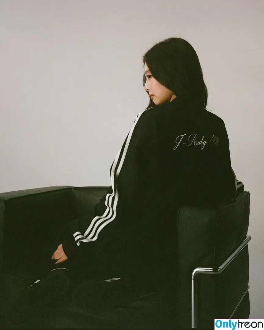 Jennie | BLΛƆKPIИK nude photo #3020 (Blackpink / jennierubyjane / sheflieshigh)