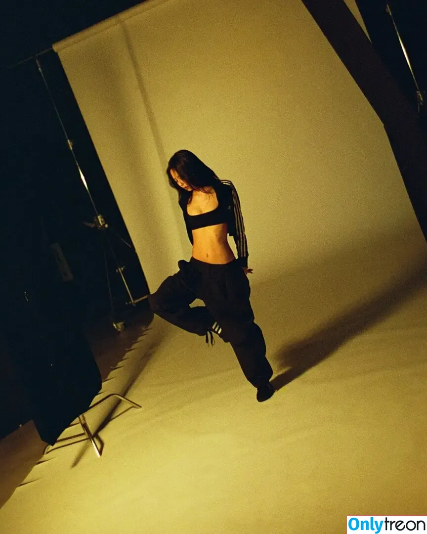 Jennie | BLΛƆKPIИK nude photo #3021 (Blackpink / jennierubyjane / sheflieshigh)