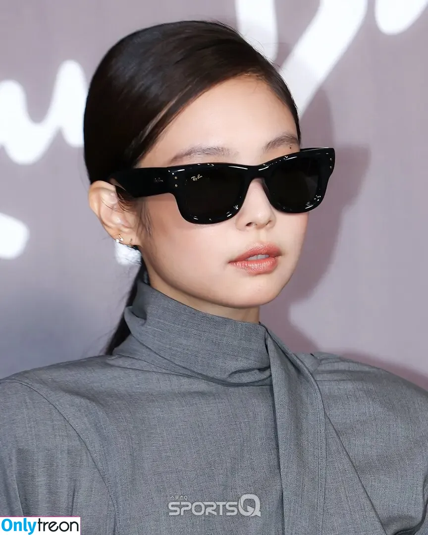 Jennie | BLΛƆKPIИK nude photo #3076 (Blackpink / jennierubyjane / sheflieshigh)