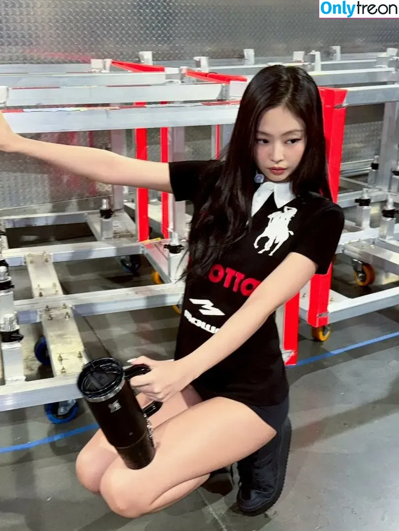 Jennie | BLΛƆKPIИK nude photo #3083 (Blackpink / jennierubyjane / sheflieshigh)