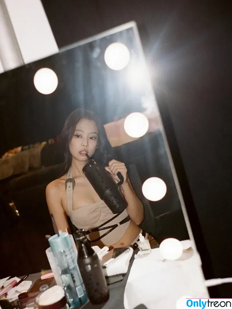 Jennie | BLΛƆKPIИK nude photo #3087 (Blackpink / jennierubyjane / sheflieshigh)