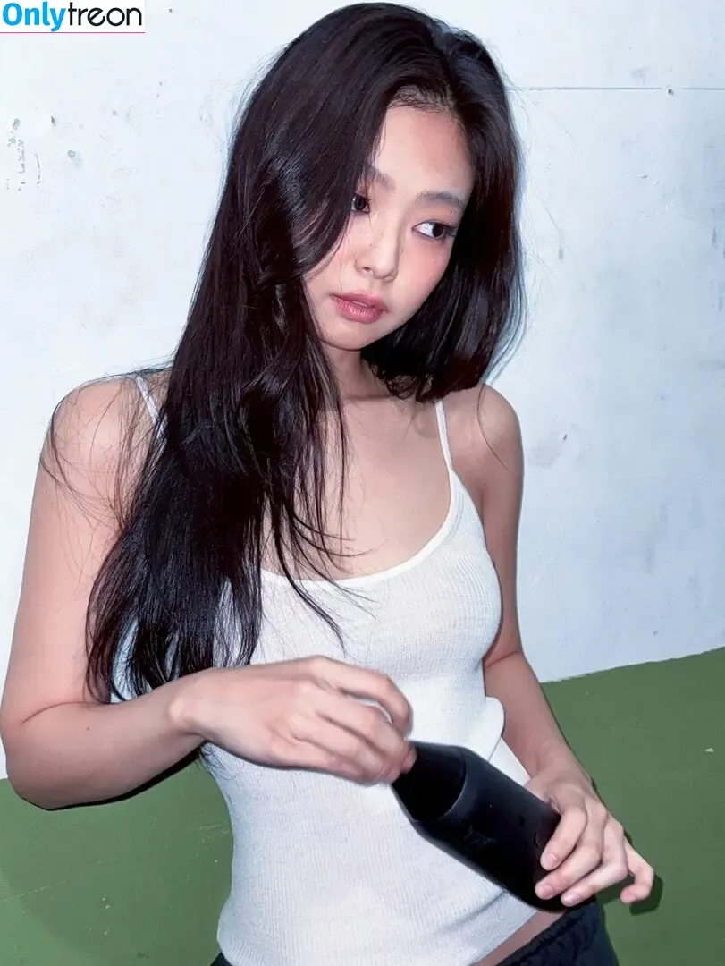 Jennie | BLΛƆKPIИK nude photo #3091 (Blackpink / jennierubyjane / sheflieshigh)