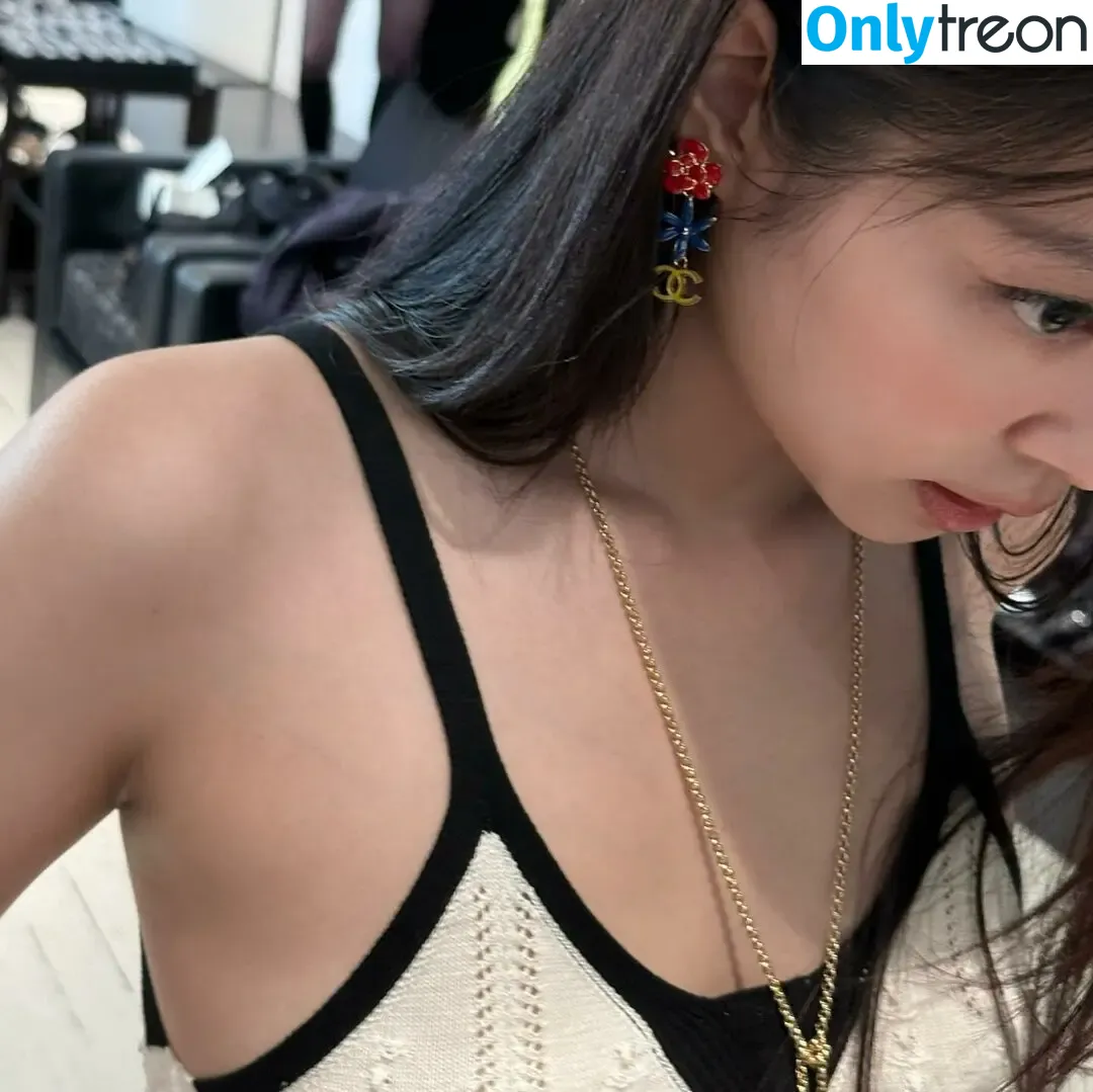 Jennie | BLΛƆKPIИK nude photo #3192 (Blackpink / jennierubyjane / sheflieshigh)