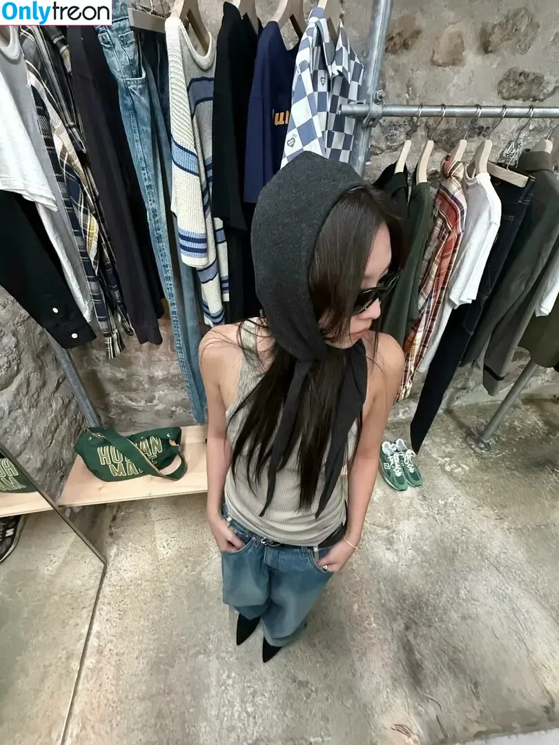 Jennie | BLΛƆKPIИK nude photo #3205 (Blackpink / jennierubyjane / sheflieshigh)