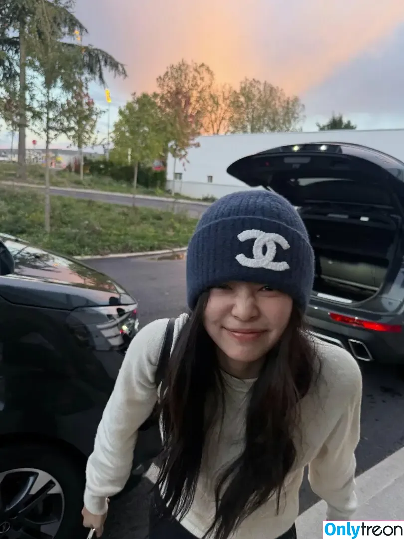 Jennie | BLΛƆKPIИK nude photo #3206 (Blackpink / jennierubyjane / sheflieshigh)