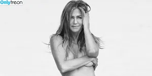 Jennifer Aniston / jenniferaniston nude photo #1236