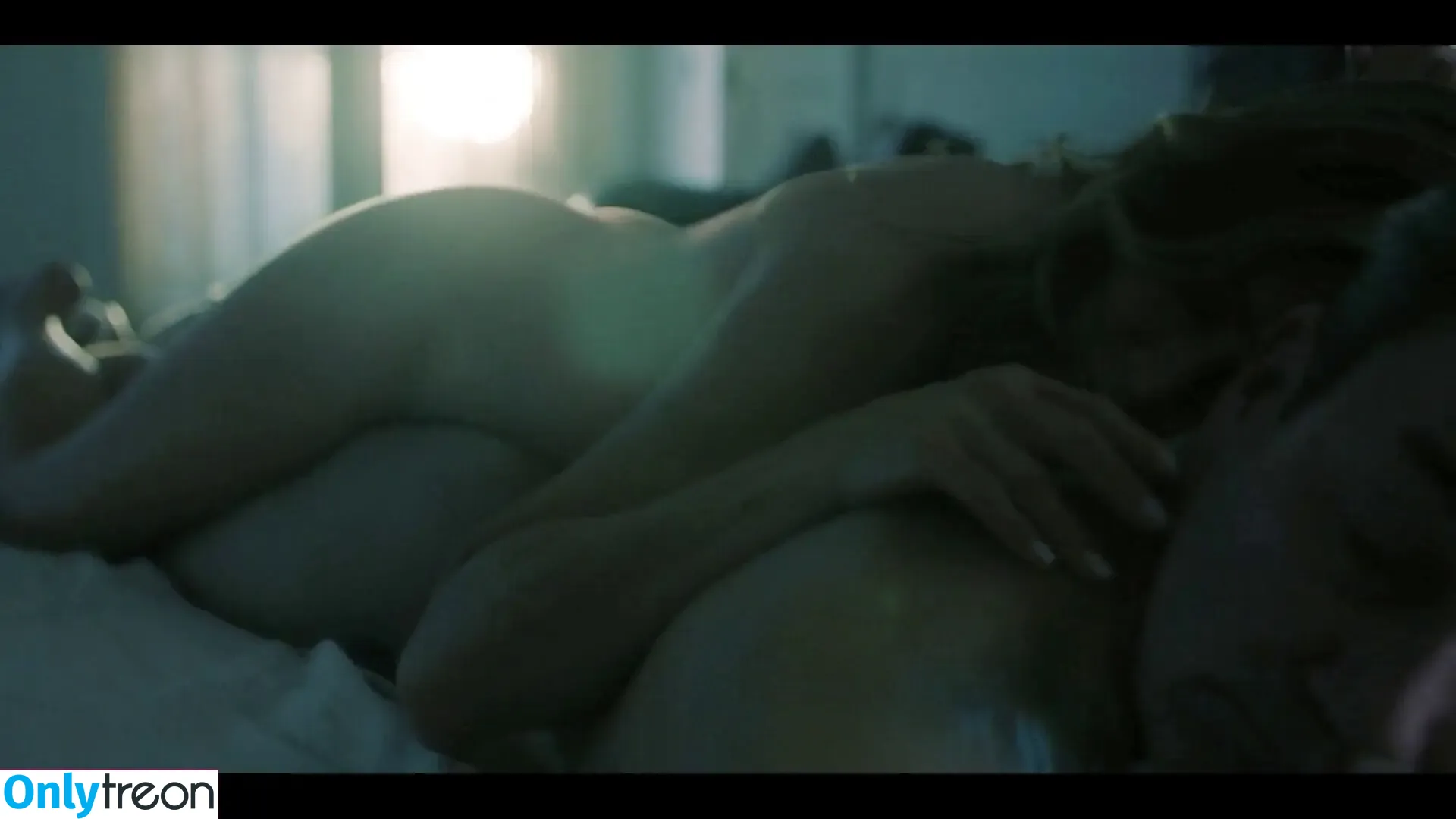 Jennifer Aniston nude photo #1330 (jenniferaniston)