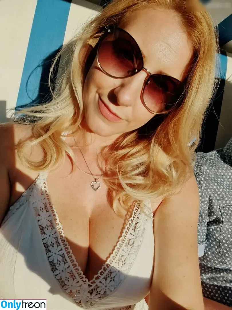 Jennifer Jules nude photo #0198 (miss_jenny_jules)