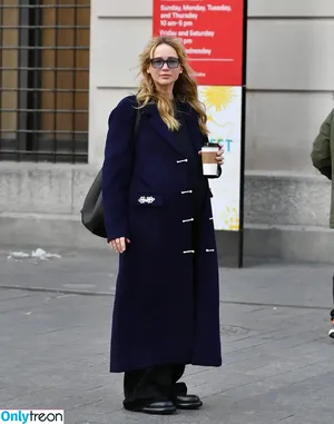 Jennifer Lawrence / 1jnnf nude photo #2510
