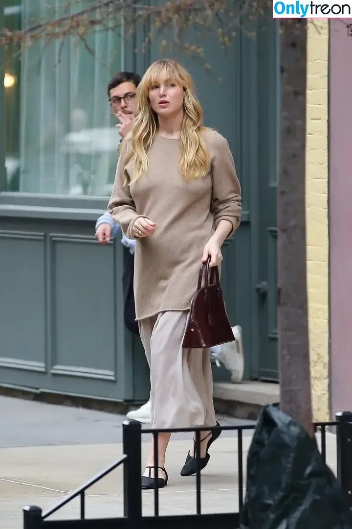 Jennifer Lawrence голая photo #2608 (jenniferlawrence_)