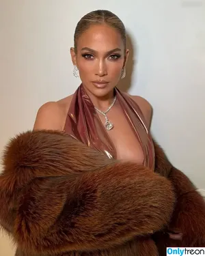 Jennifer Lopez / JLo nude photo #4385