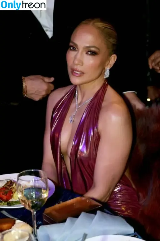 Jennifer Lopez nude photo #4414 (JLo)