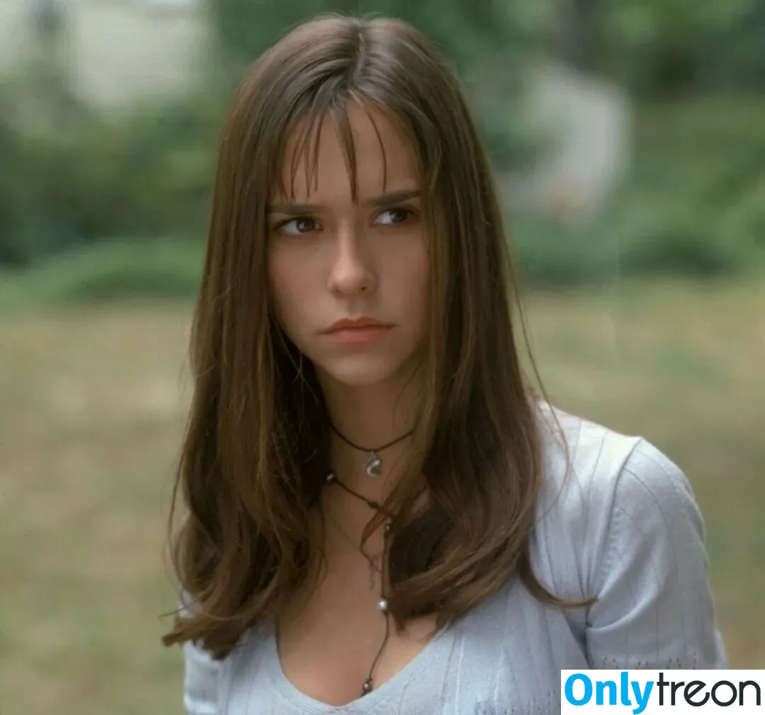 Jennifer Love Hewitt голая photo #0226 (jenniferlovehewitt)