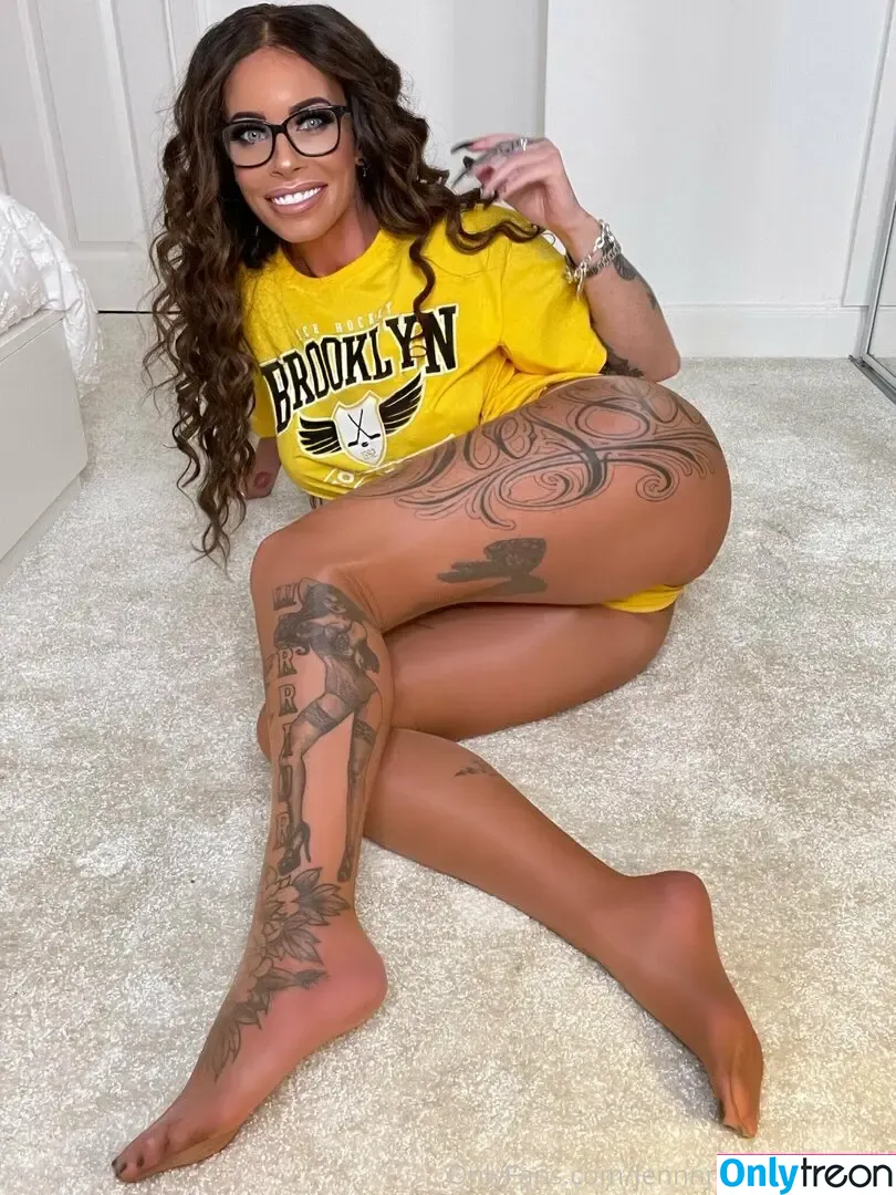 jennnnniferthomson nude photo #0810 (jennnnniferthomson2)