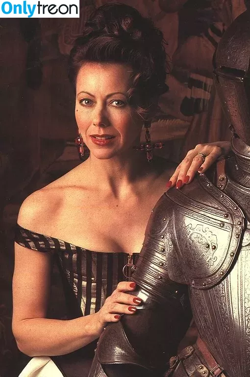 Jenny Agutter голая photo #0028 (jennyagutternews)