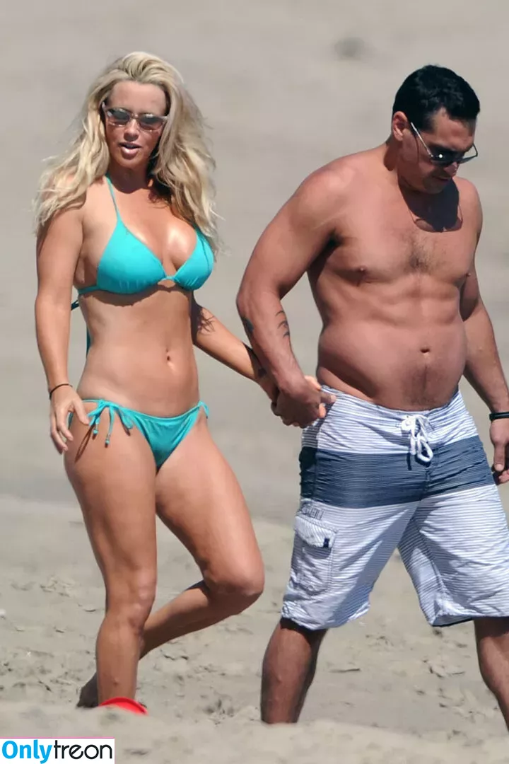 Jenny McCarthy голая photo #0193 (JennyMcCarthy)