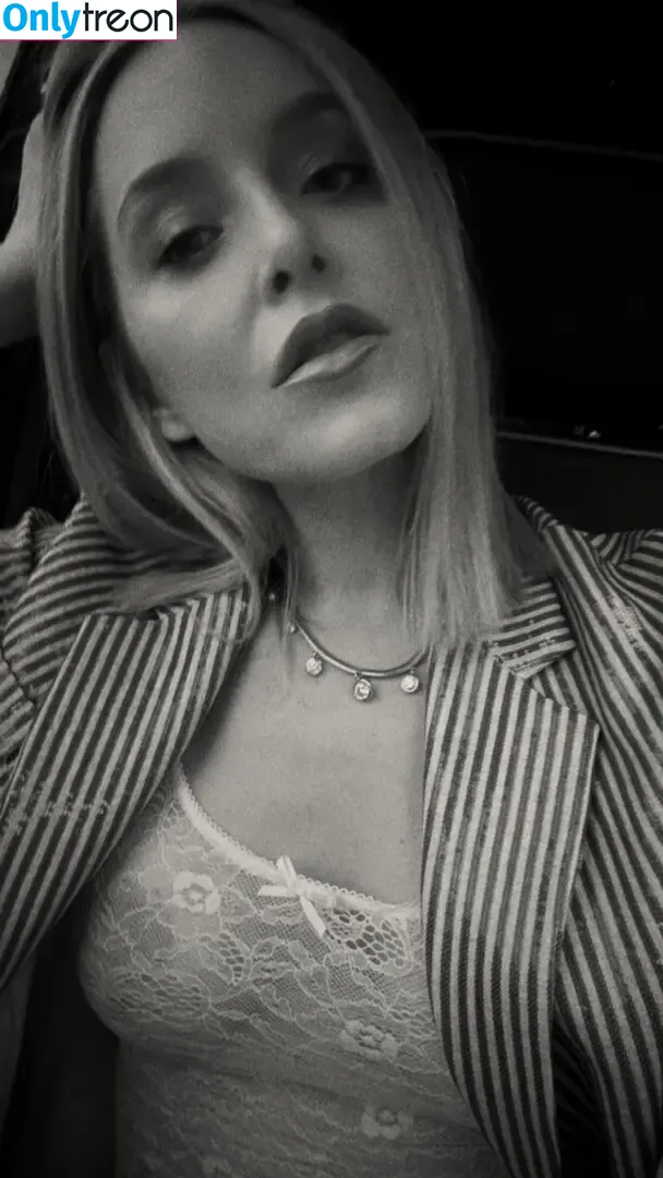 Jenny Mollen голая photo #0134 (jennymollen)