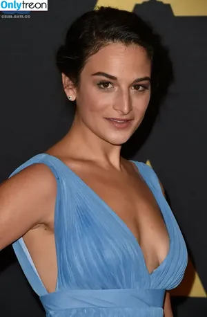 Jenny Slate / jennyslate nude photo #0020