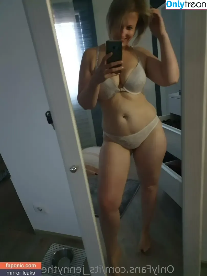 Jenny.the.angle86 nude photo #0020 (its_jennytheangel86 / jenny.the.angel86)