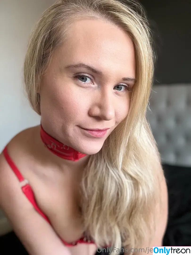 Jenny Willson nude photo #0001 (jennywillson / jennywillsonvip)