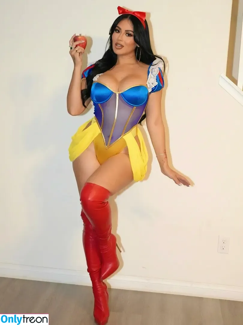 Jenny69 nude photo #0029 (jen_ny69 / jenny_sixty_nine)