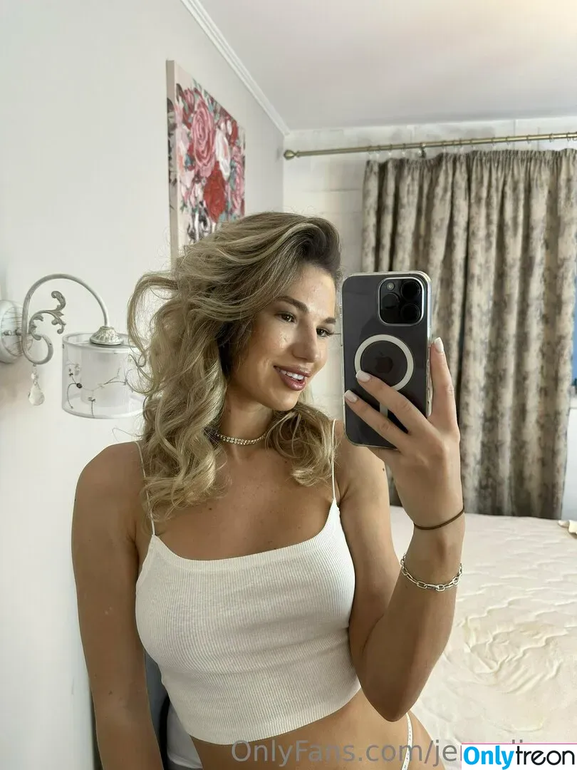 Jennylipps голая photo #0144 (Jennylipps69 / jenlipps)