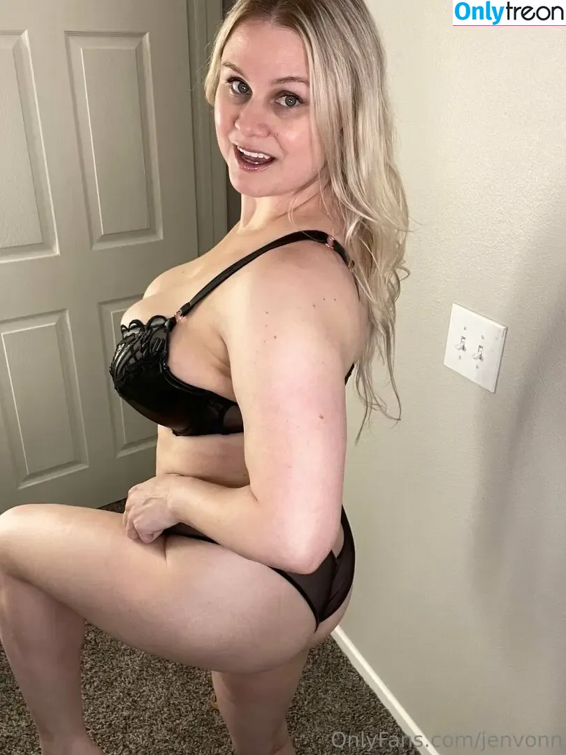 jenvonn голая photo #0045 (jenintexas1)