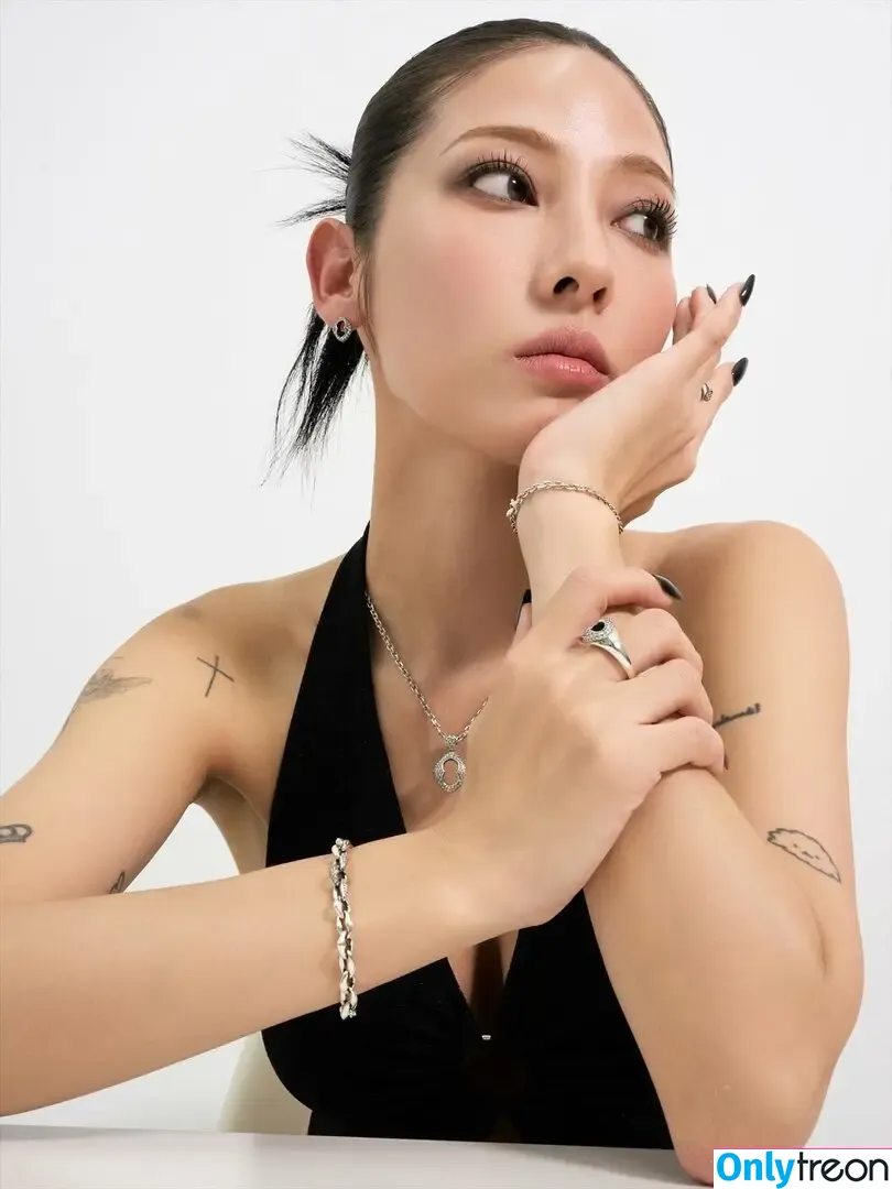 Jeon Jisu nude photo #0532 (G.su / jeonjisu92 / 지구지수)