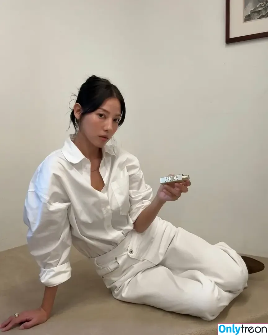 Jeon Jisu nude photo #0740 (G.su / jeonjisu92 / 지구지수)