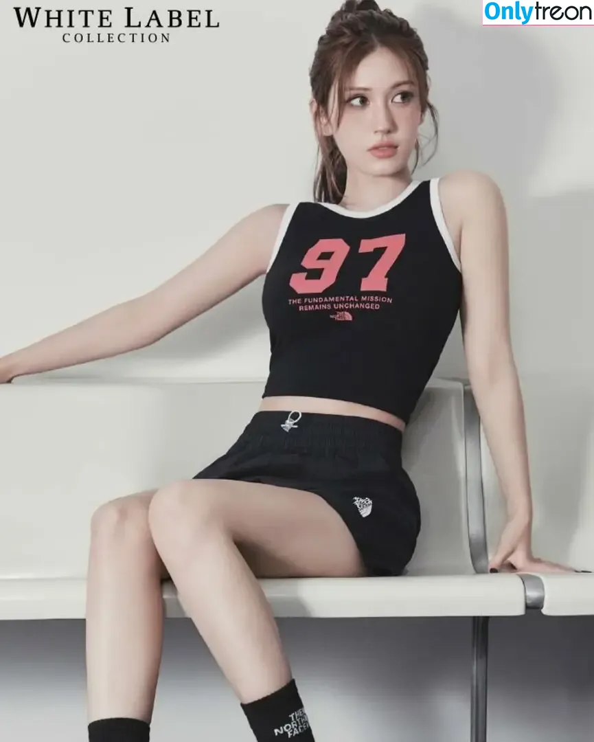 Jeon Somi nude photo #0324 (ENNIK SOMI / somsomi0309)