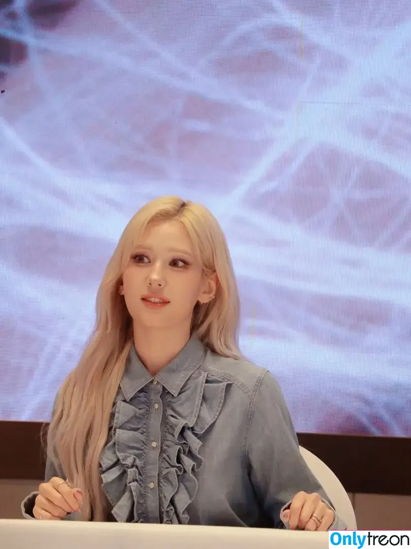 Jeon Somi голая photo #0810 (ENNIK SOMI / somsomi0309)