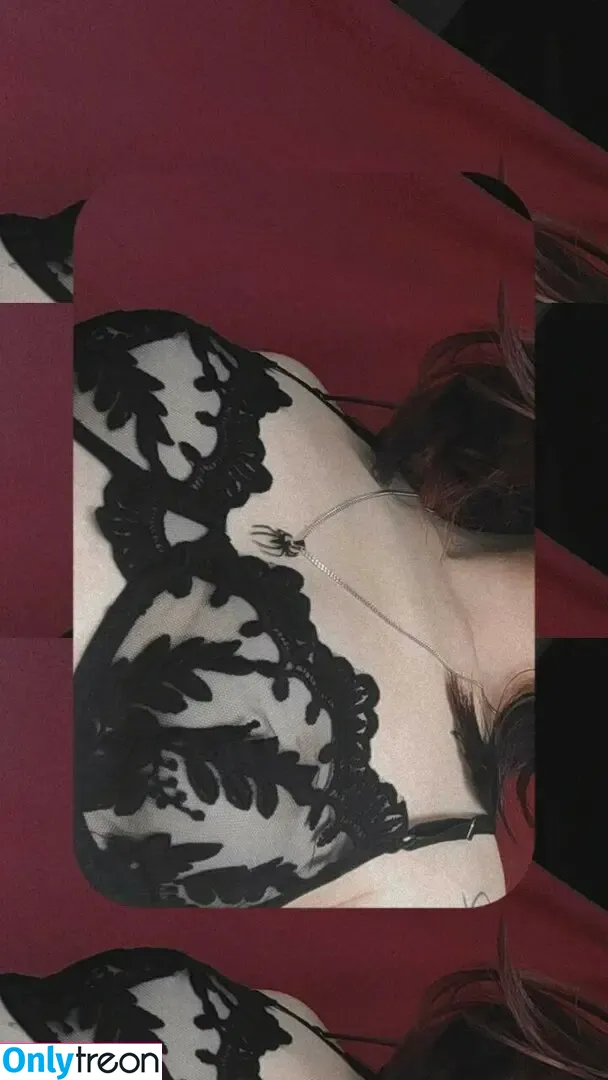 JeonPhin nude photo #0003 (Samanta / Samy / to_entediada_scr)
