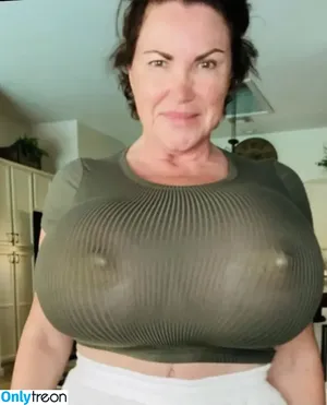 Jeri Juggies / jeriella / jerijuggies nude photo #0008