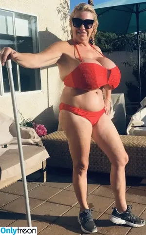 Jeri Juggies / jeriella / jerijuggies nude photo #0011