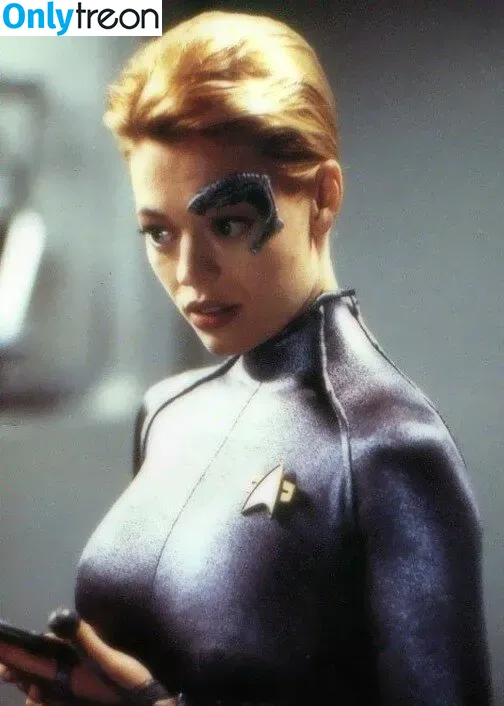 Jeri Ryan голая photo #0041 (jerilryan)