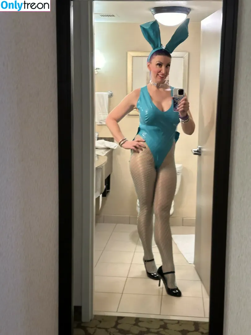 Jerikandra голая photo #0210 (JerikandraLatex)