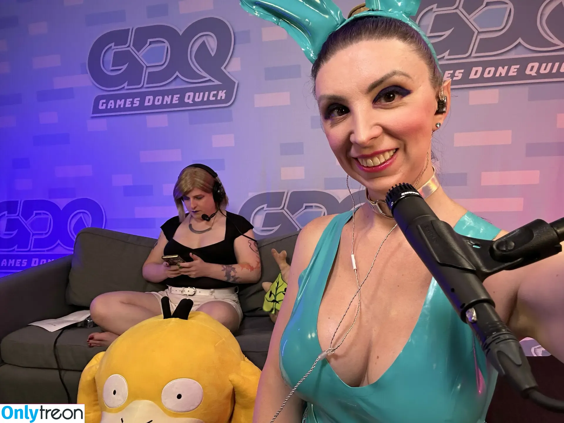 Jerikandra голая photo #0260 (JerikandraLatex)