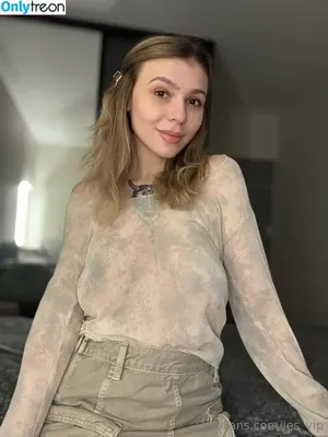 nude photo #0001