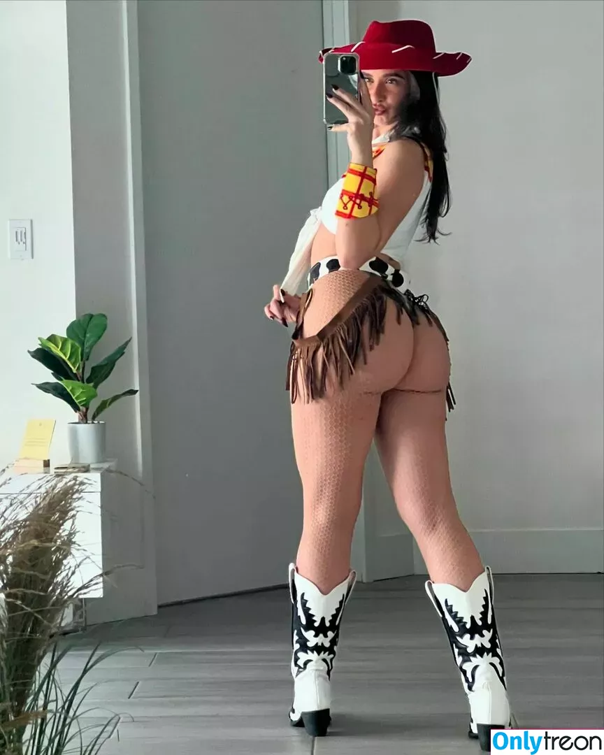 Jesenia Echeverria голая photo #0194 (jeseniaecheverria)