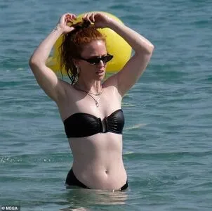 Jess Glynne / jessglynne nude photo #0012